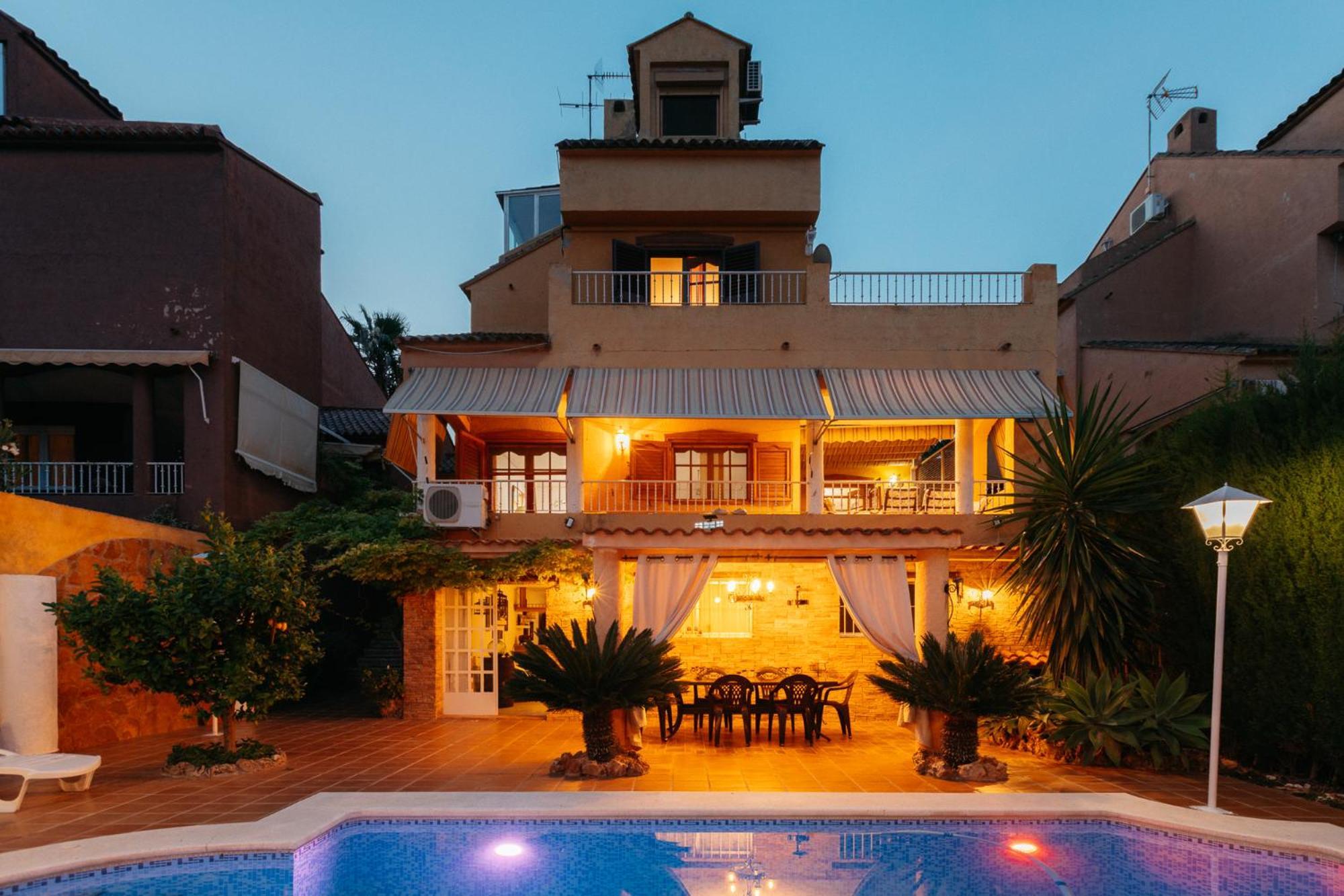 Chalet, Villa Rodeada De Naturaleza Piscina A Doce Klm De Valencia Y 7 Del Aeropuerto Extérieur photo