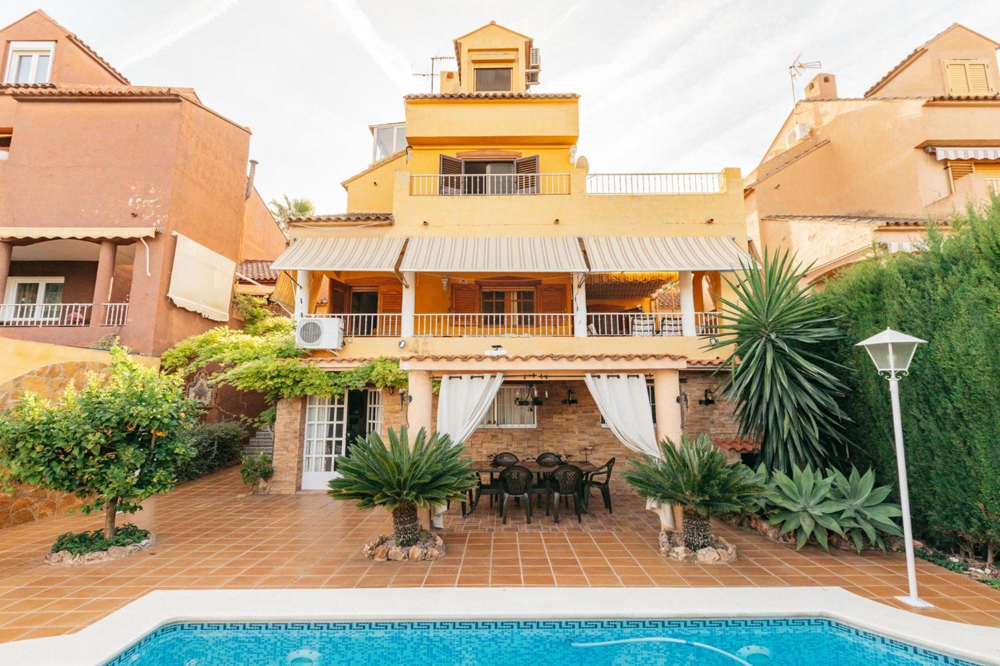 Chalet, Villa Rodeada De Naturaleza Piscina A Doce Klm De Valencia Y 7 Del Aeropuerto Extérieur photo