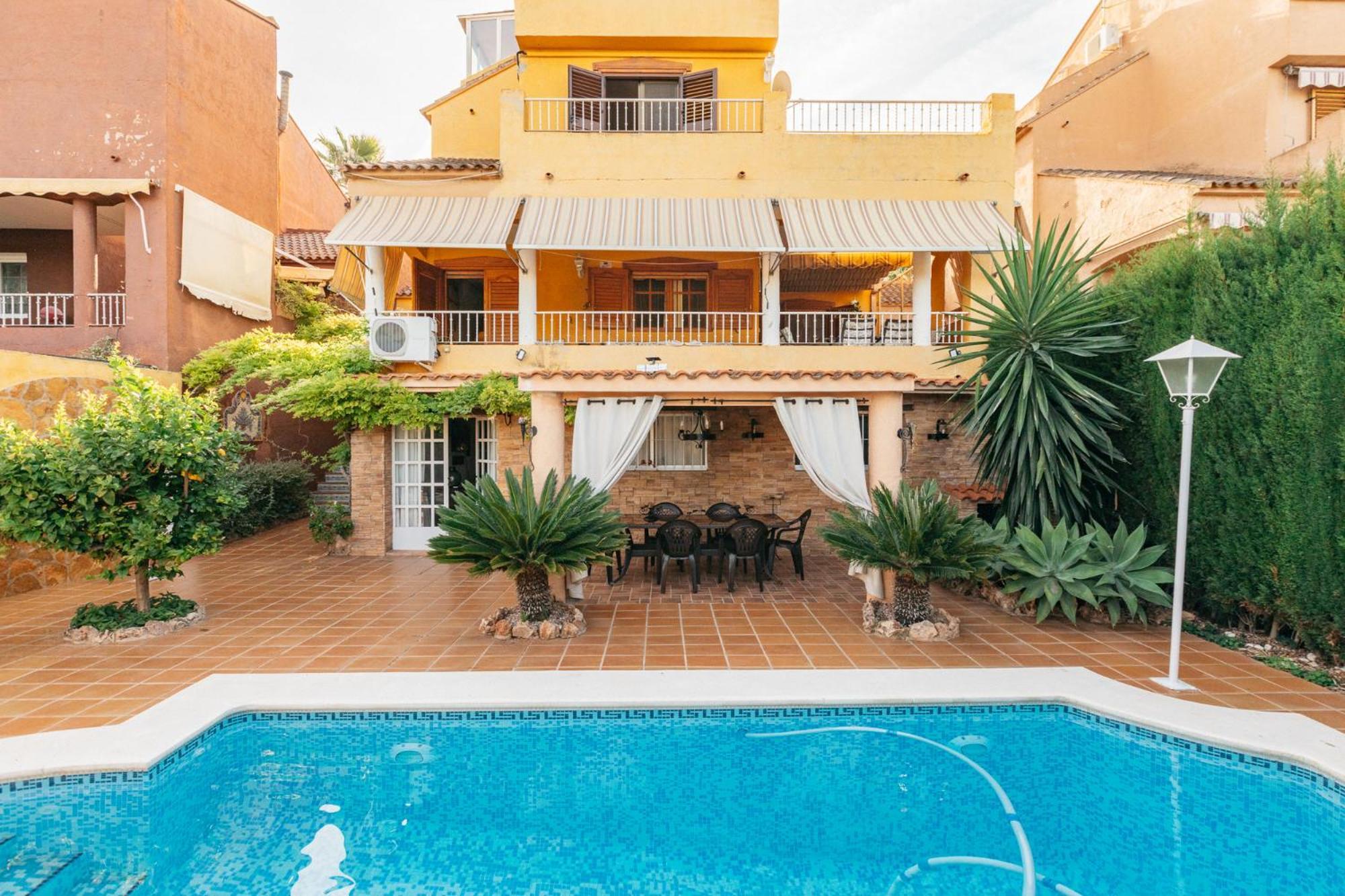 Chalet, Villa Rodeada De Naturaleza Piscina A Doce Klm De Valencia Y 7 Del Aeropuerto Extérieur photo